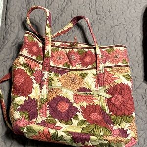Vera Bradley tote